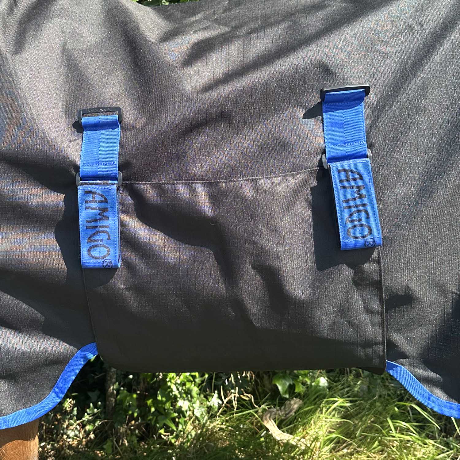 Amigo Foal Turnout Blanket 900D Ripstop - 200g Insulation, Adjustable Fit & Safety Reflective - Image 3