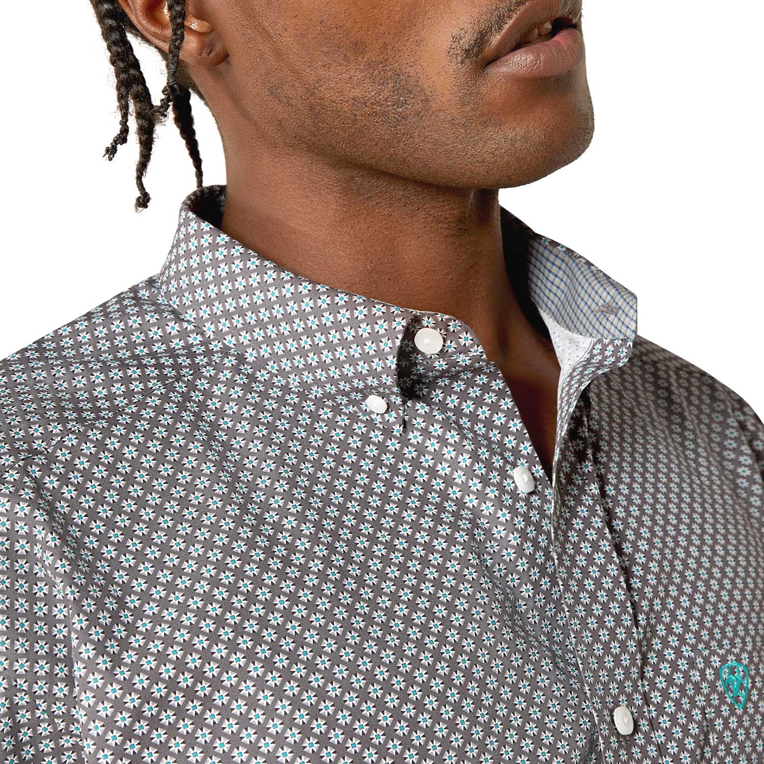 Ariat Mens Wrinkle Free Solid Classic Fit Long Sleeve Shirt - Image 8