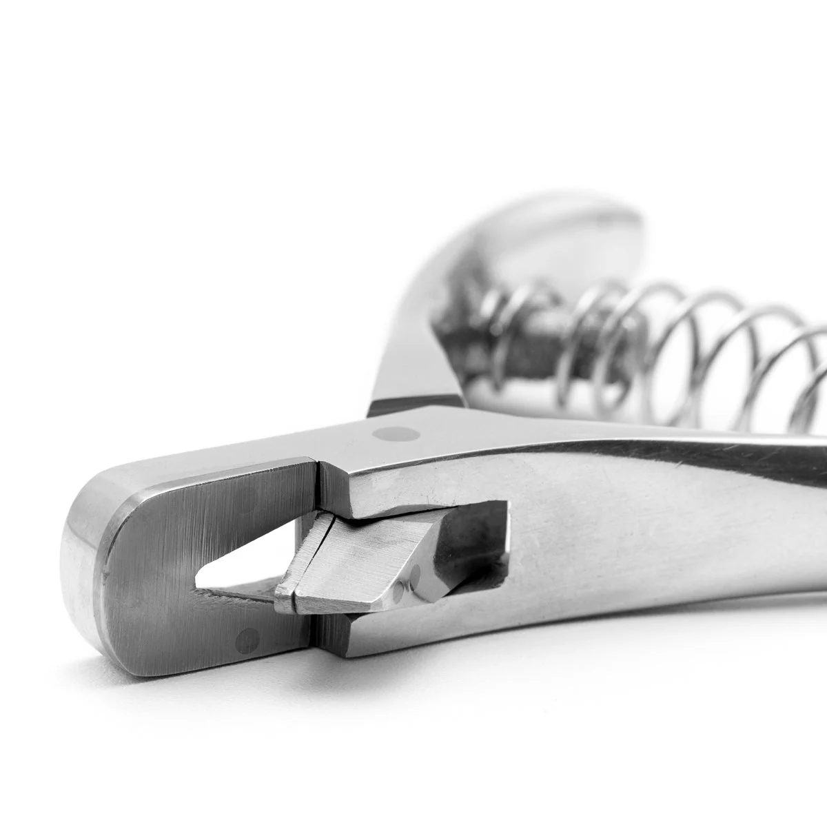 Jeffers Ear Notching Tool for Livestock - Image 3