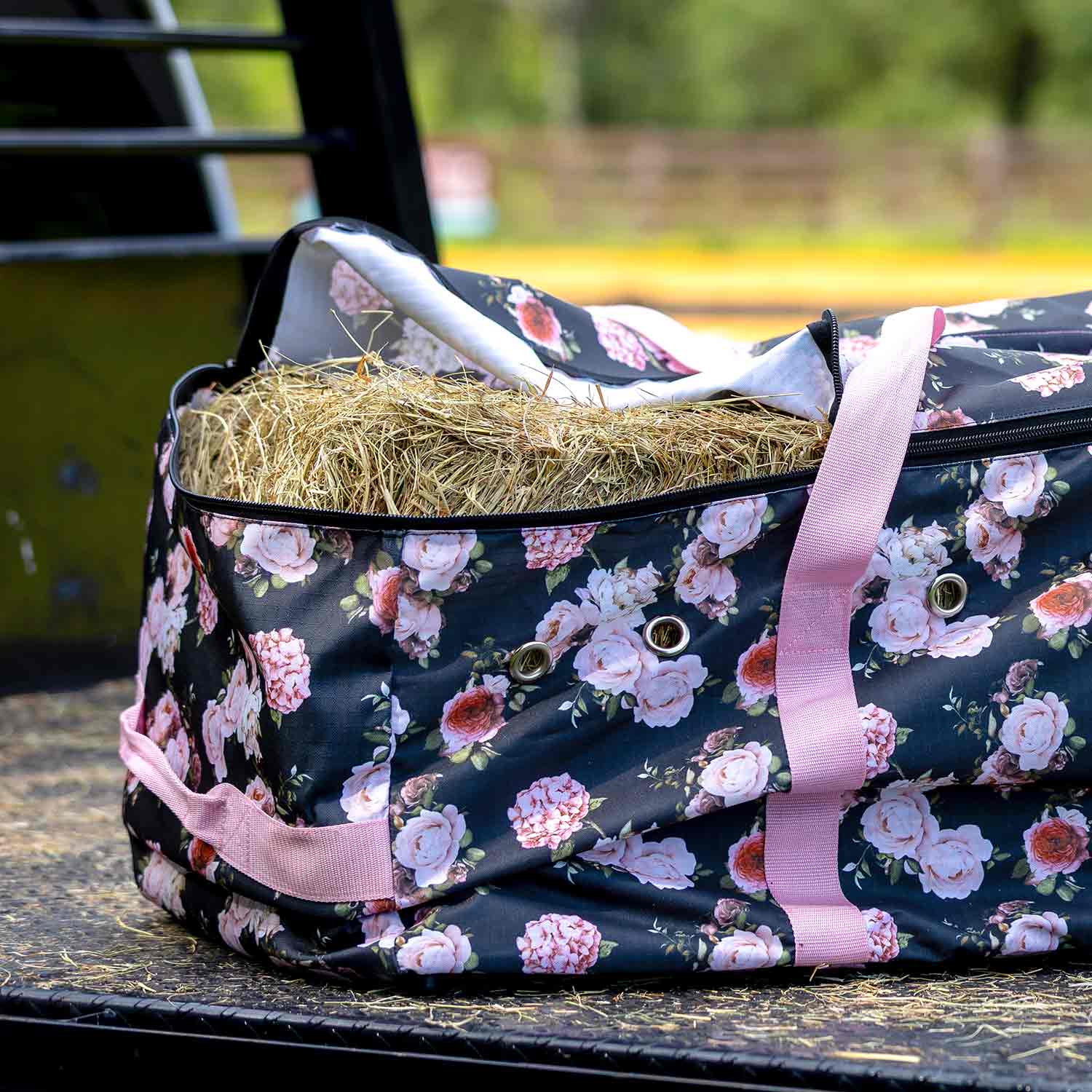 Jeffers Expression Full Hay Bale Tote Bag - Image 2