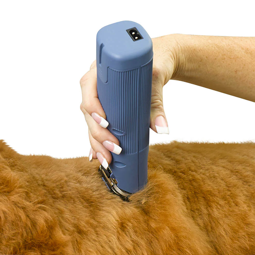Oster Cordless Turbo A5 3 Speed Clipper, Blue - Image 6