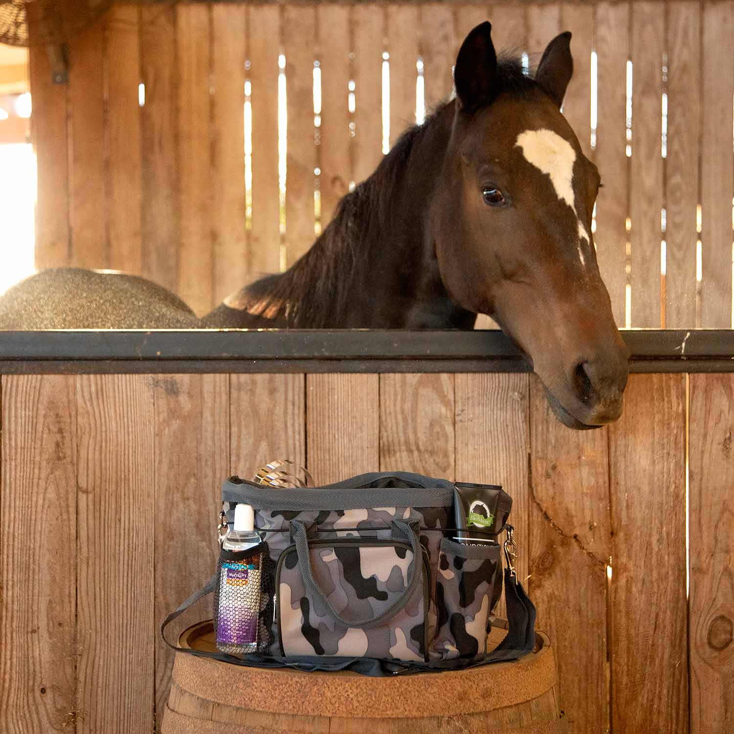 Jeffers Poplar Head Horse Grooming Bag - Image 53