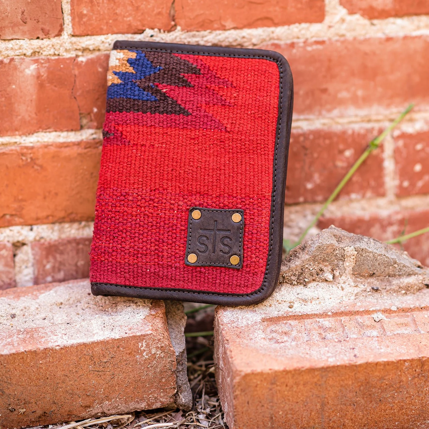 STS Crimson Sun Western Leather Magnetic Wallet - Image 4