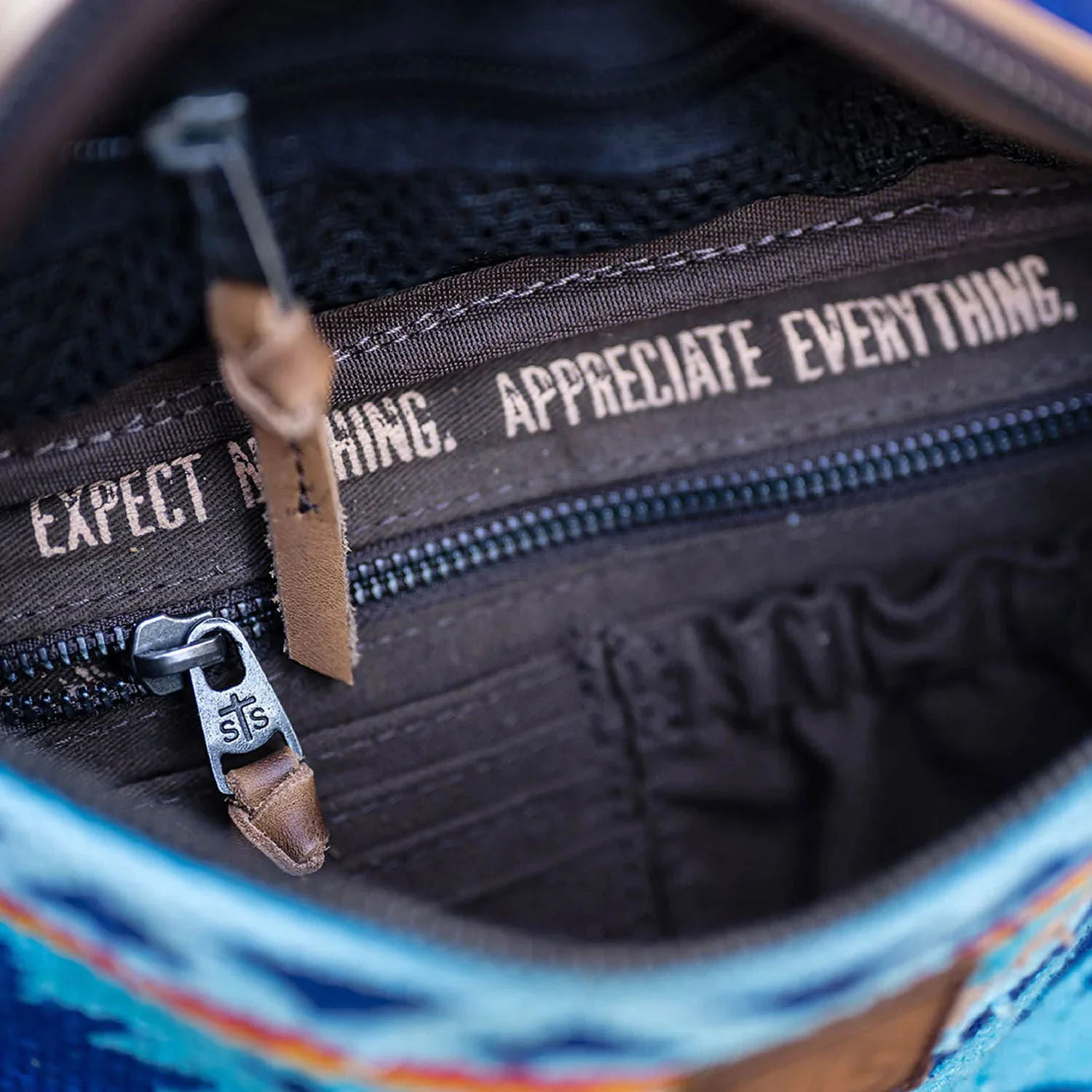 STS Mojave Sky Ladies' Western Belt Bag Fanny Pack - Image 2